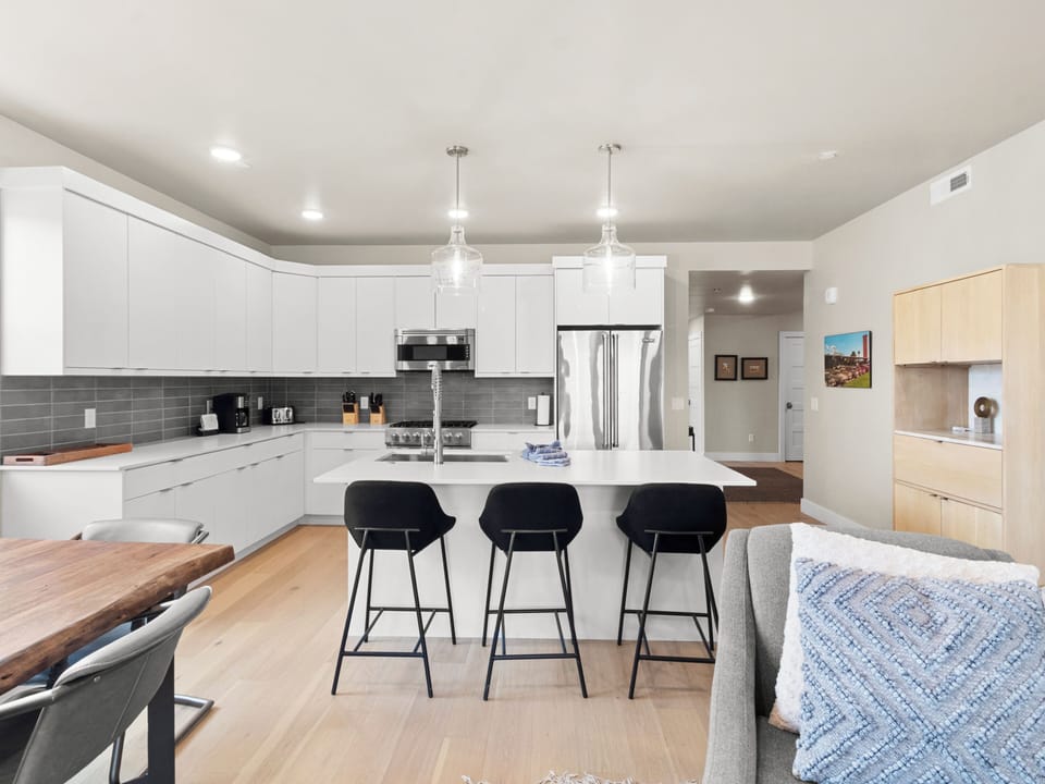 Kitchen / Three Barstools