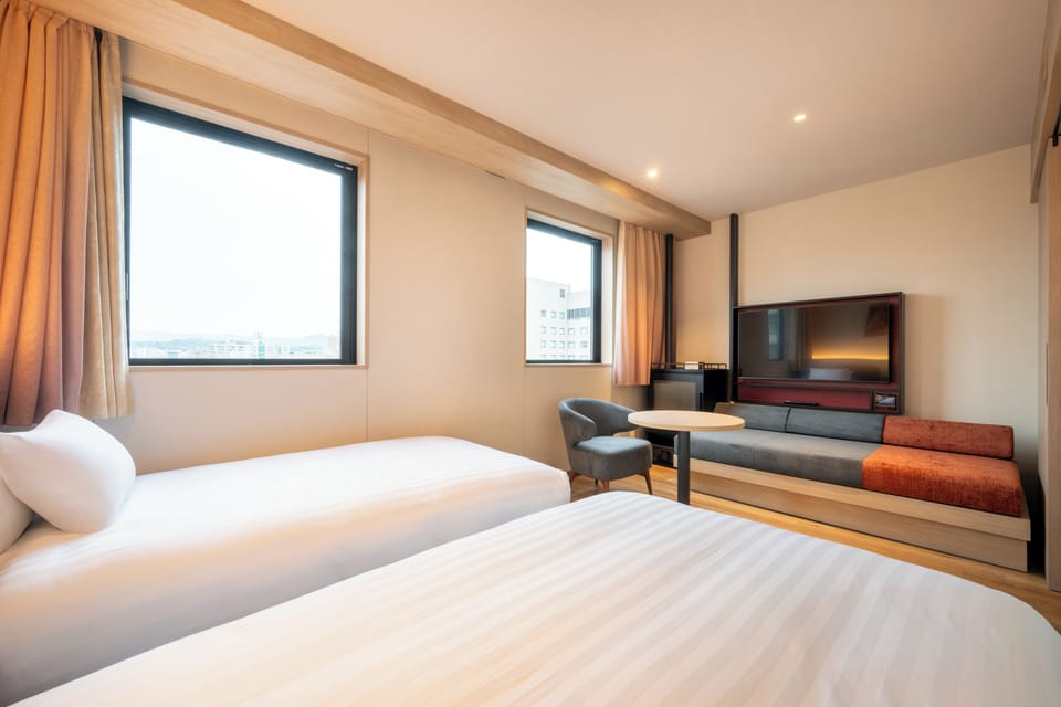 Superior Twin Room | In-room safe, blackout drapes, free WiFi