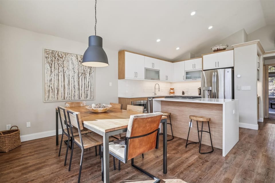 Dining Area - Mount Royal Lookout - Frisco Vacation Rental