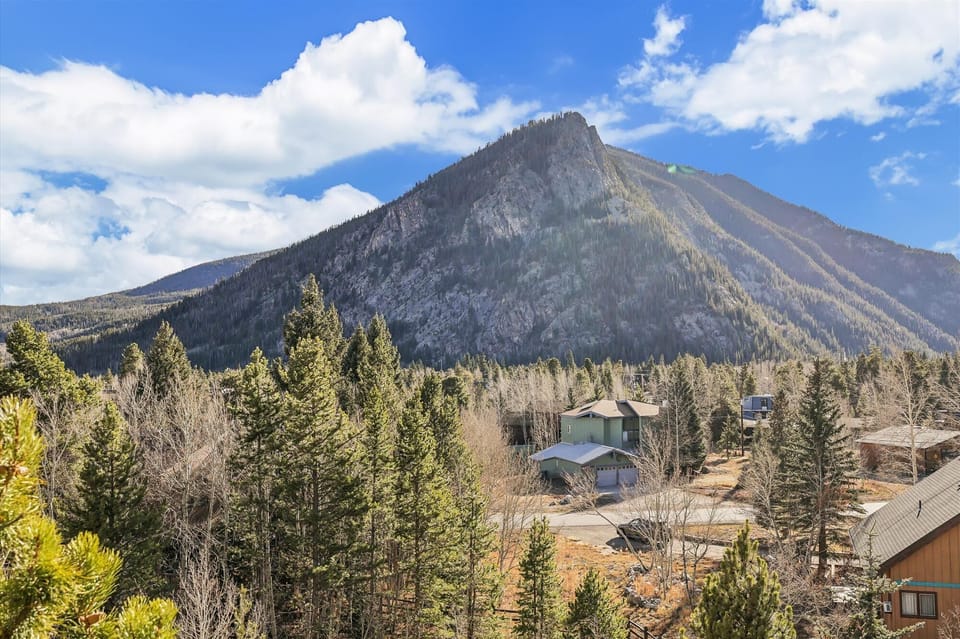 Exterior - Mount Royal Lookout - Frisco Vacation Rental