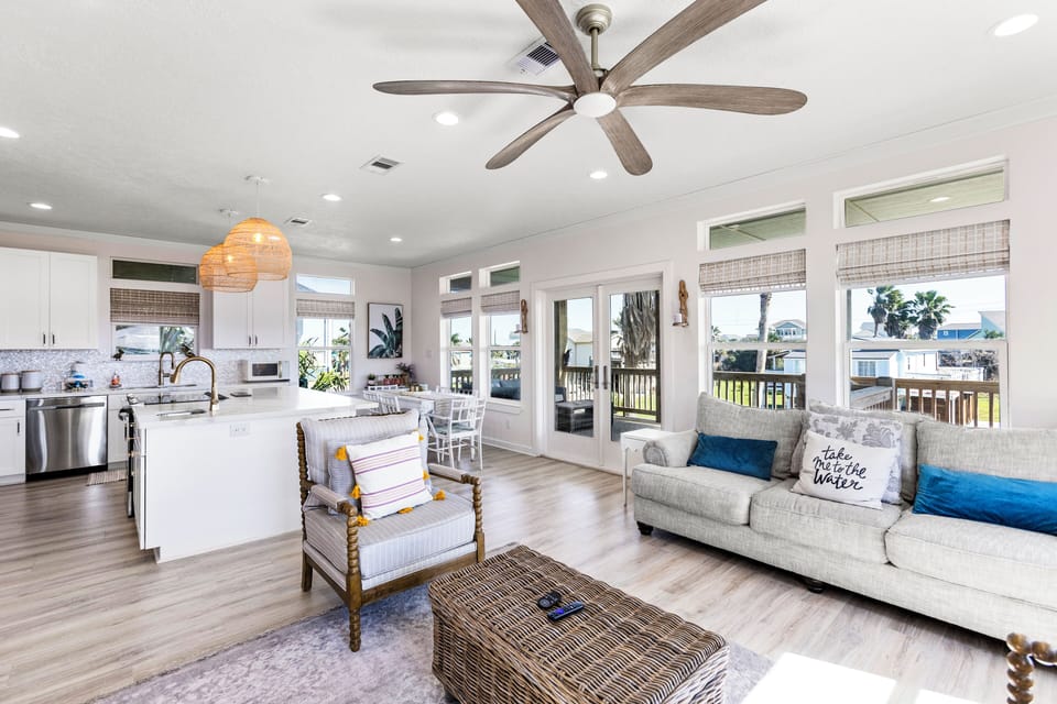 House (3 Bedrooms) | Property amenity