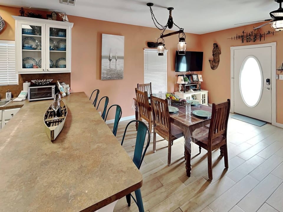 House (3 Bedrooms) | Property amenity