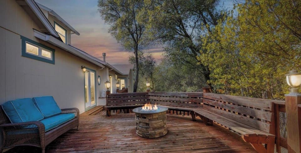 Back patio Deck
