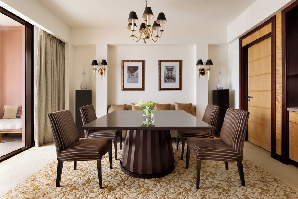 Deluxe Suite, 1 Bedroom, Sea View | Premium bedding, minibar, in-room safe, desk