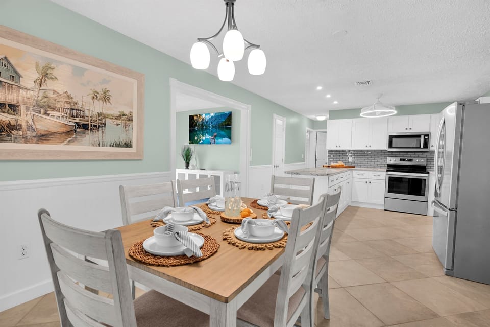 dining area & kitchen