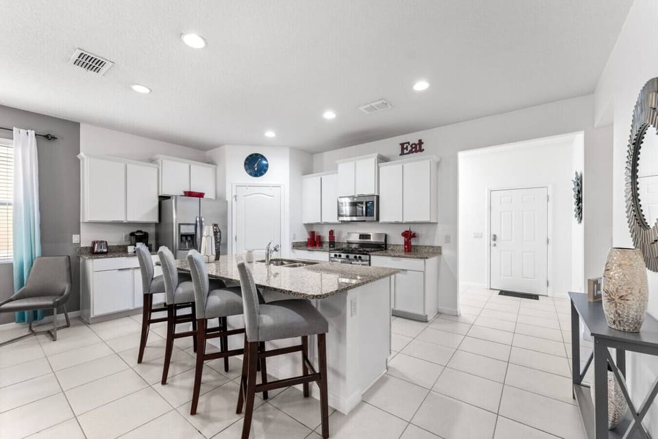 Kitchen Island#Solterra #resort #Disney #Parks #kingdom #springs #poolhouse #Vacation #Rental #waterpark #davenport #Kissimmee #Orlando #universal #citywalk #legoland #shortstay #longstay
