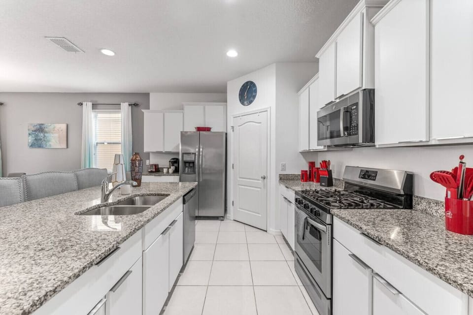 Fully Equipped Kitchen#Solterra #resort #Disney #Parks #kingdom #springs #poolhouse #Vacation #Rental #waterpark #davenport #Kissimmee #Orlando #universal #citywalk #legoland #shortstay #longstay