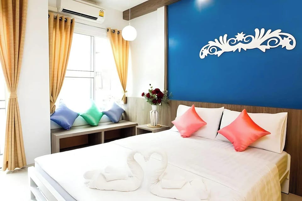 Standard Double Room | Desk, free WiFi, bed sheets