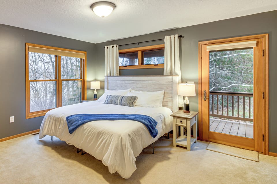 Bedroom 1 | King Bed | Main Level