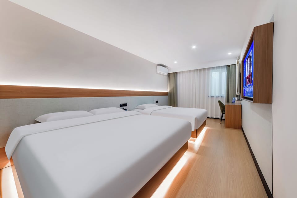Premier Triple Room | Desk, blackout drapes, iron/ironing board, WiFi (free)