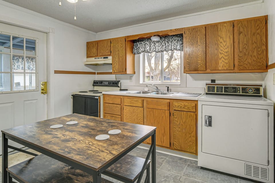 Kitchen | Drip Coffee Maker | Toaster | Dishware & Flatware | In-Unit Laundry