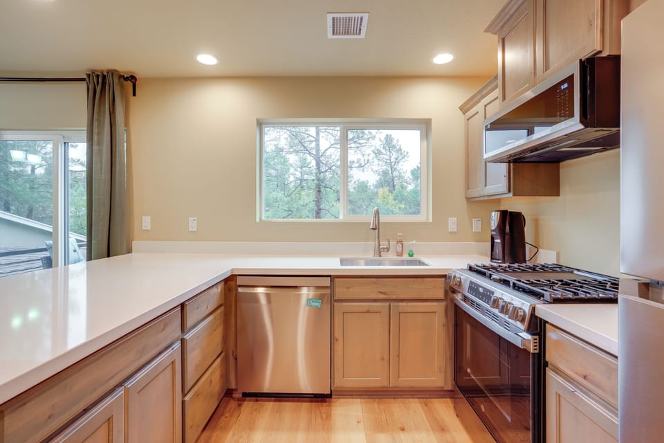 Kitchen | Drip Coffee Maker