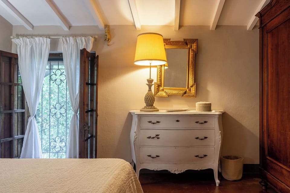 Autumn, Bedroom, Spring, Summer