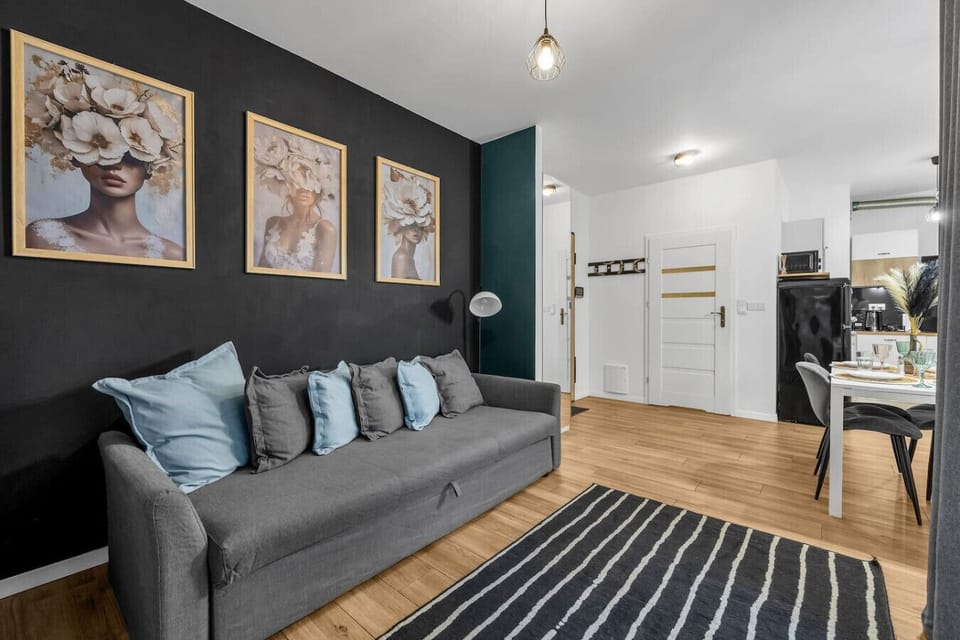 Cozy 36m2 One Bedroom Apartment with Terrace and Garden Perfect for Couples and Groups | Book Now with RENTUJEMY