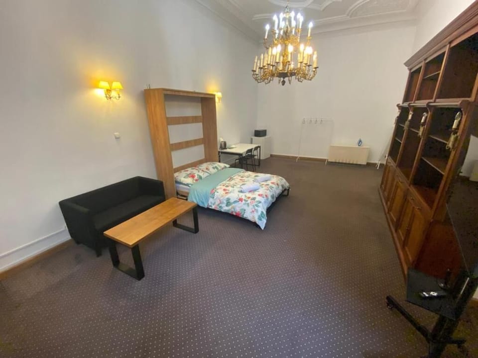 Classic Double Room, 1 Double Bed | Desk, laptop workspace, soundproofing, iron/ironing board