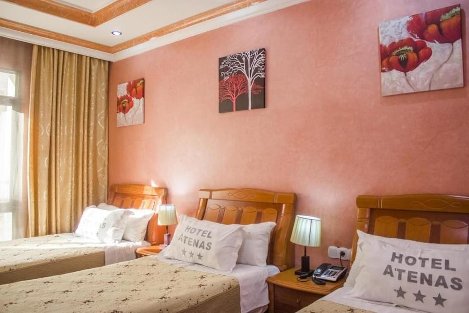 Triple Room, 3 Twin Beds | Free WiFi, bed sheets