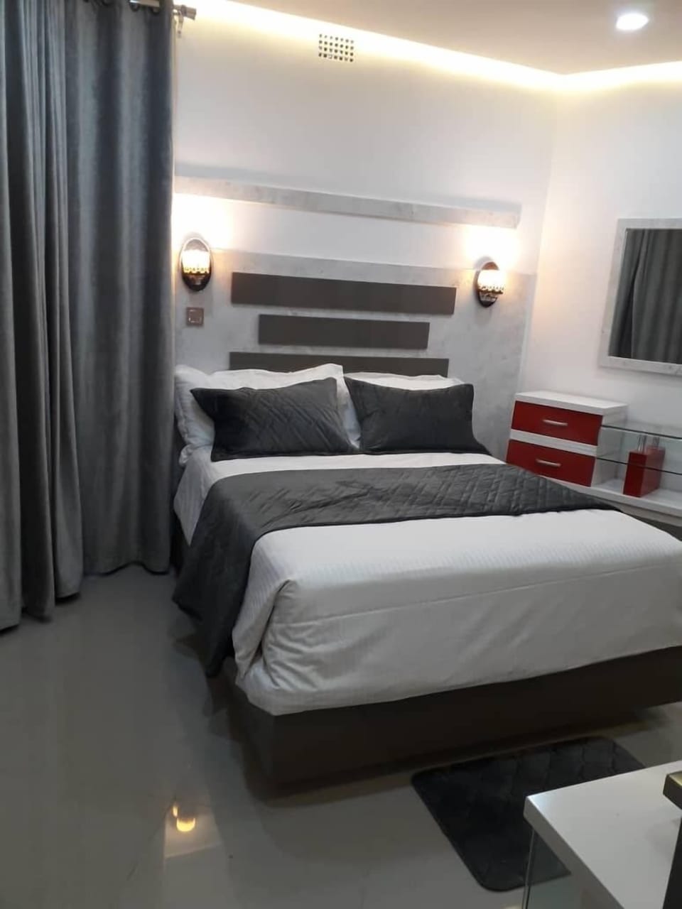 Standard Chalet | Cribs/infant beds, free WiFi, bed sheets