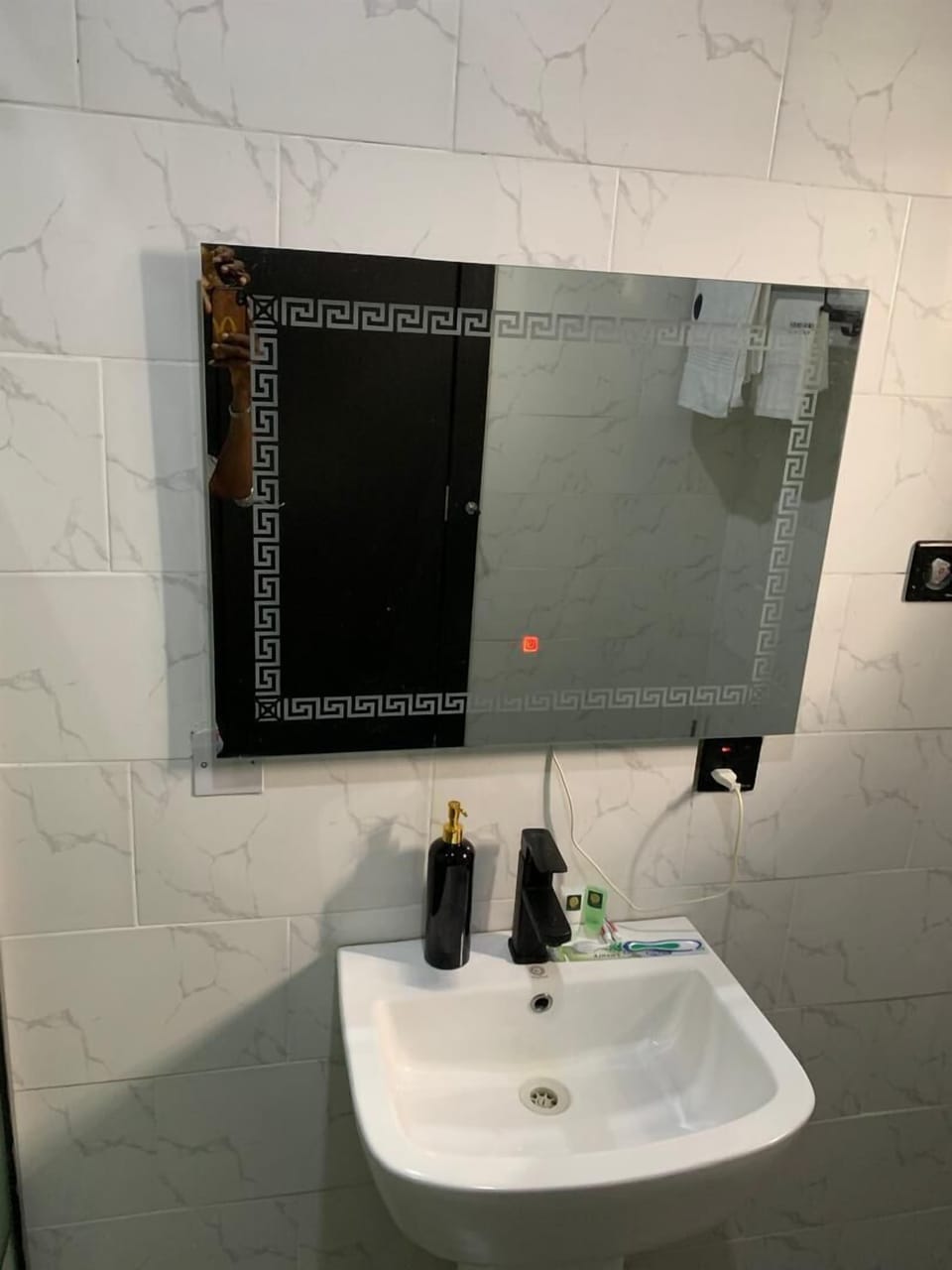 Classic Single Room | Bathroom | Shower, bathrobes, towels, soap