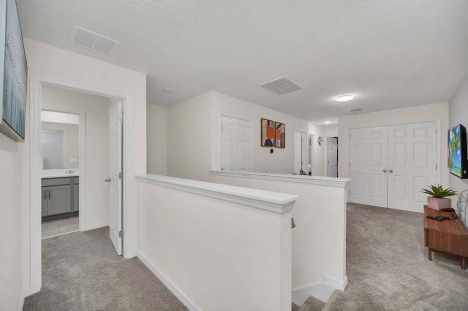 Townhome, 5 Bedrooms | Interior