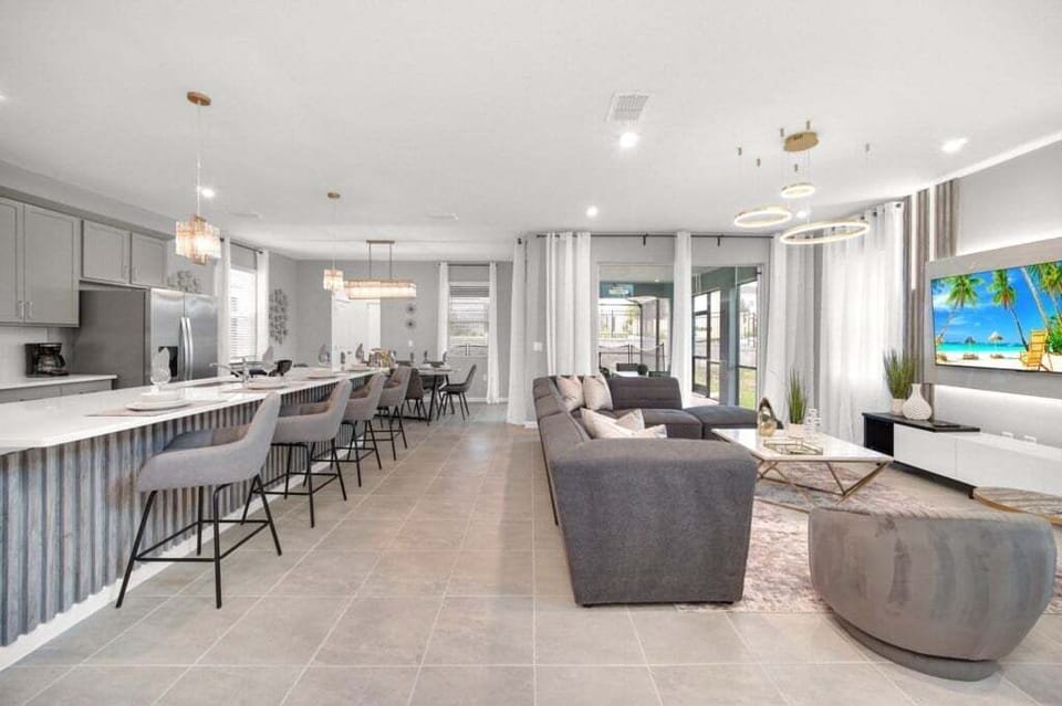 Villa, 6 Bedrooms | Interior
