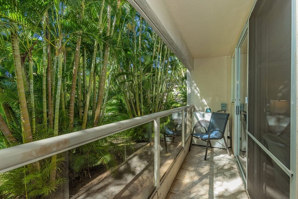 Condo, 1 Bedroom | Property grounds