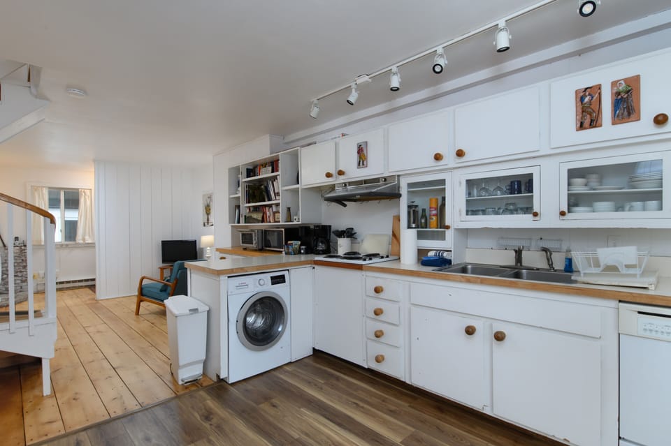 Condo, 2 Bedrooms | Private kitchen | Fridge, coffee/tea maker, toaster