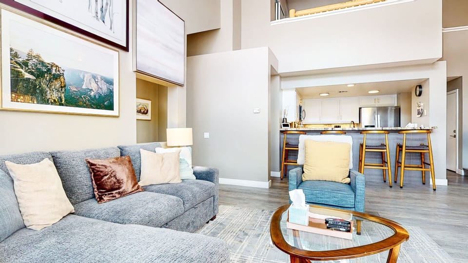 Condo, 3 Bedrooms | Living area | Smart TV
