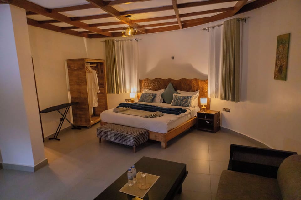 In-room safe, blackout drapes