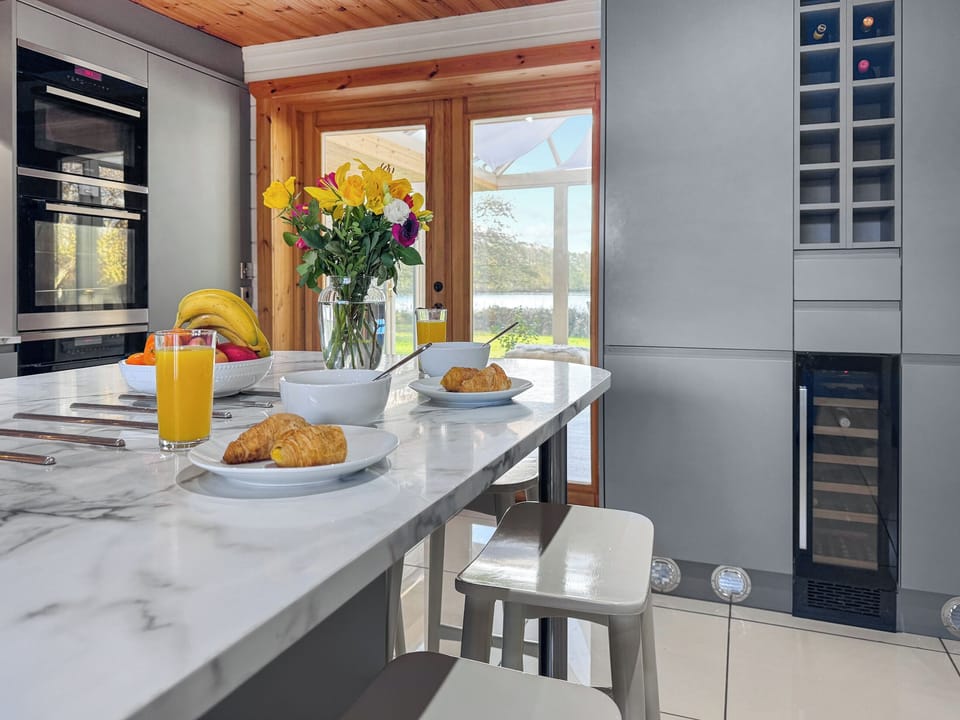 Kitchen | The Lakehouse - Norfolk Lake House, Pentey