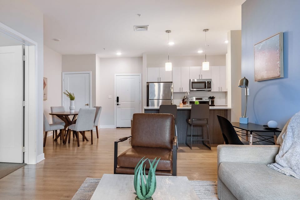 Apartment (2 Bedrooms) | Living area | 50-inch Smart TV with digital channels, table tennis