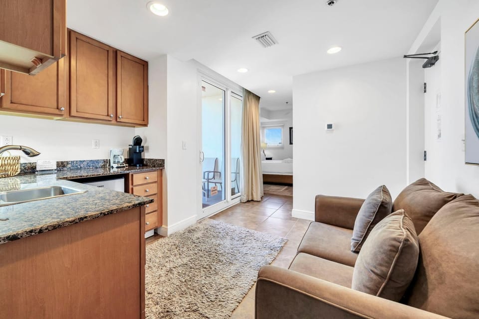 Condo, Multiple Beds (Sterling Breeze 307) | Interior