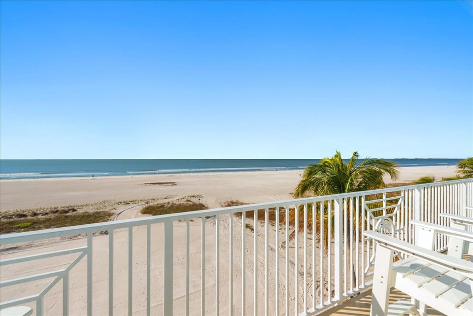 View from upper balcony outside bedroom