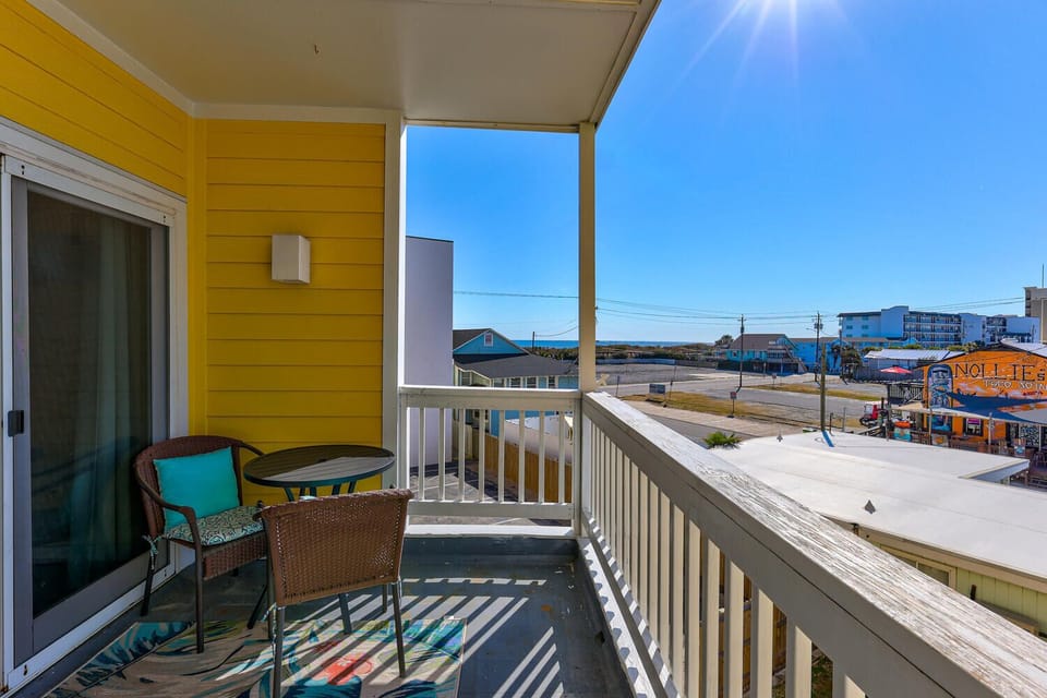 Going Coast in Beach Harbour | View from Deck