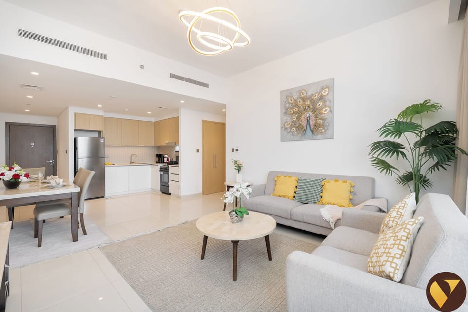 Luxury Apartment, Balcony, Canal View | Living area | 65-inch Smart TV with cable channels