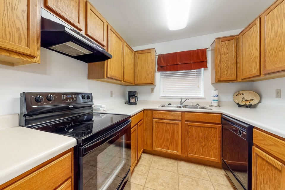 Cook up a storm in this well-equipped kitchen with ample counter space!