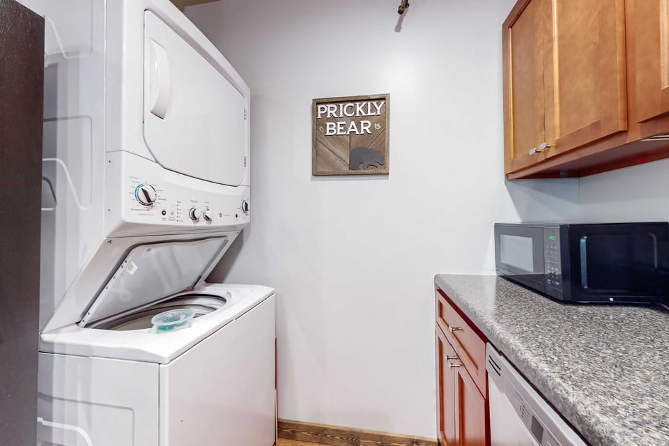 Enjoy the convenience of in-unit laundry for hassle-free travel experiences!