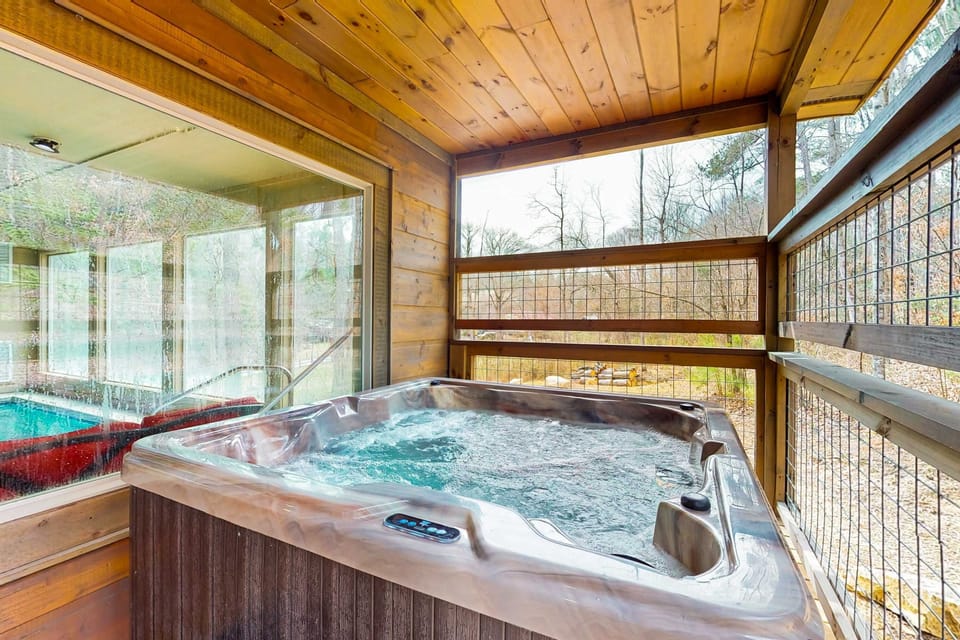 Indoor spa tub