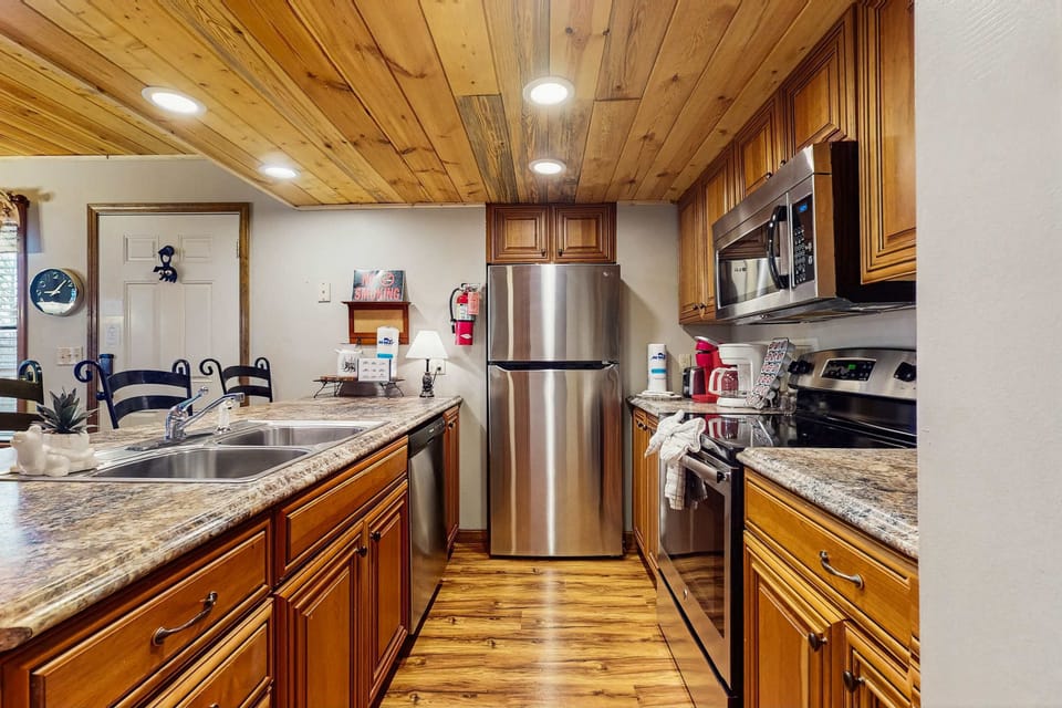 Kitchen paradise awaits. And, enjoy high-end appliances and a warm, inviting space to craft delicious meals!