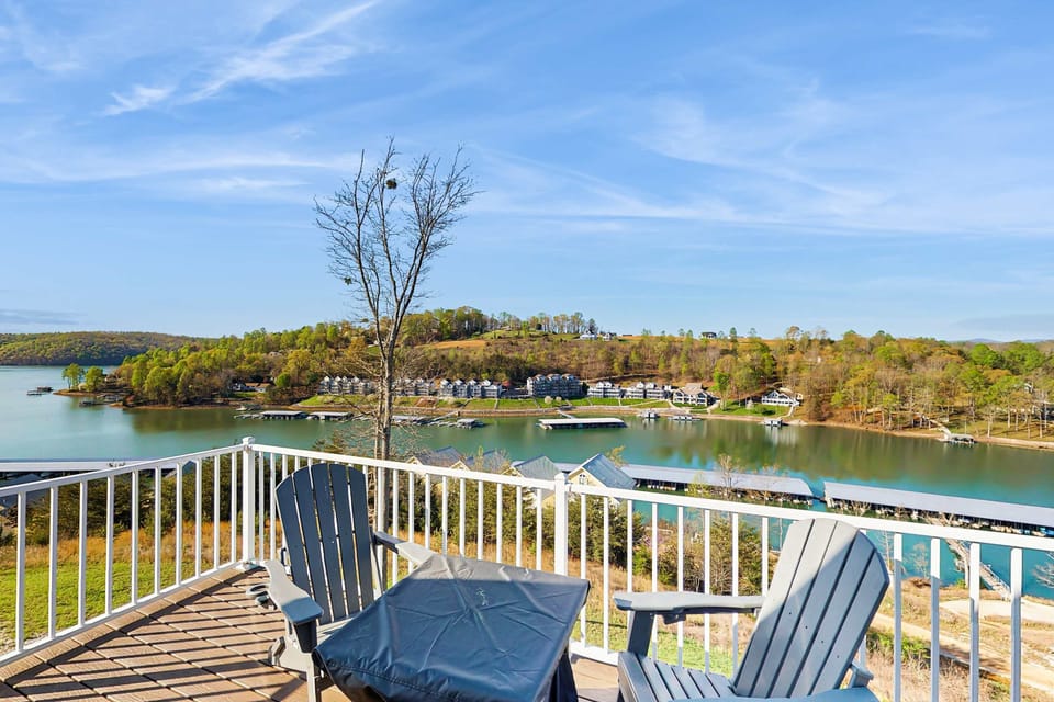 Lakeview balcony awaits. And, unwind with stunning water views and fresh breezes from your private retreat!