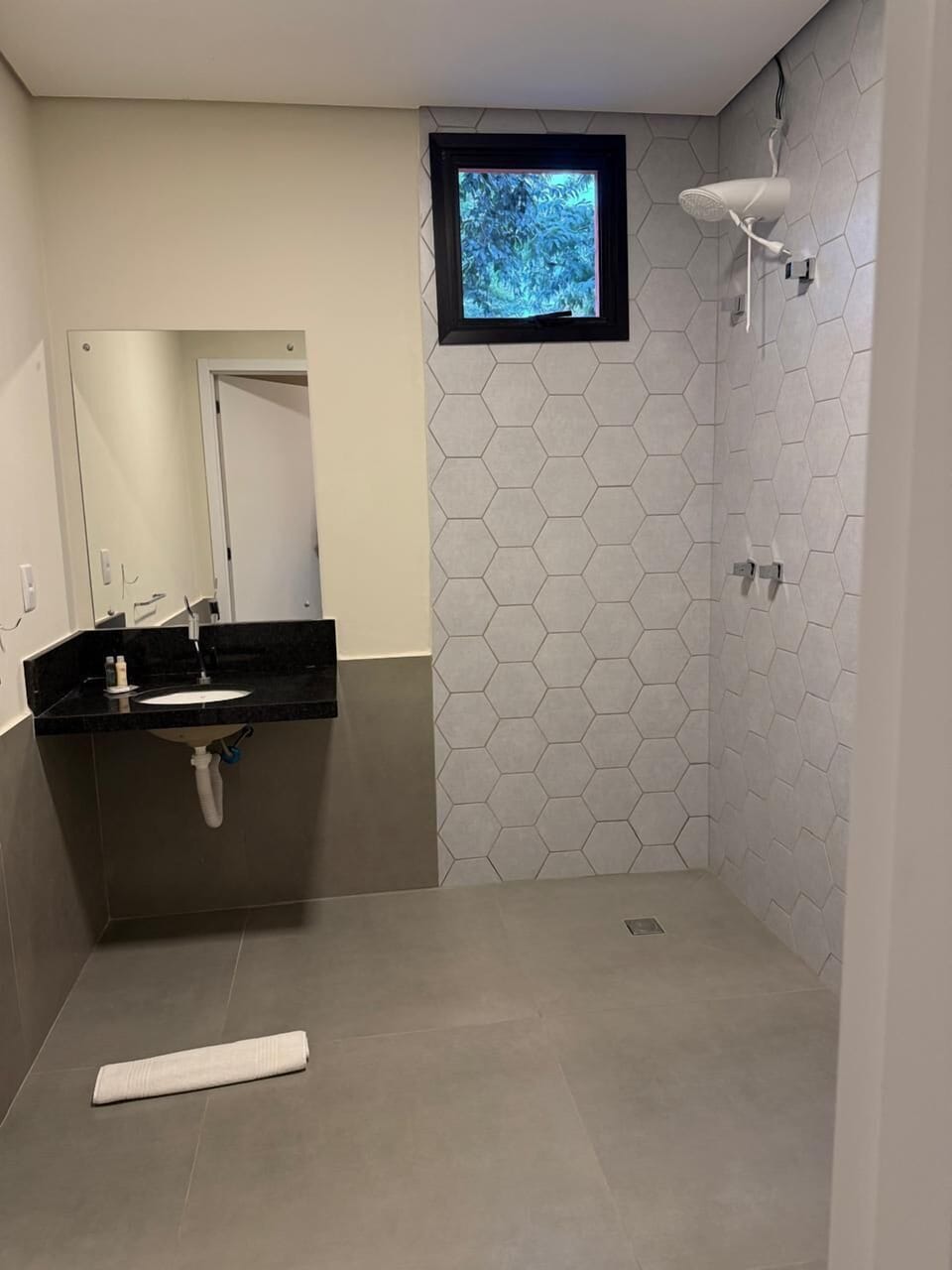 Studio, Mobility Accessible | Bathroom | Shower, hair dryer, towels, soap