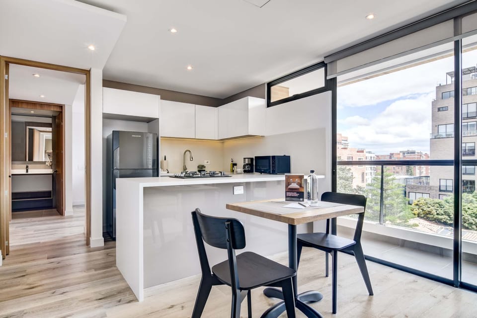 Open kitchen with dining table