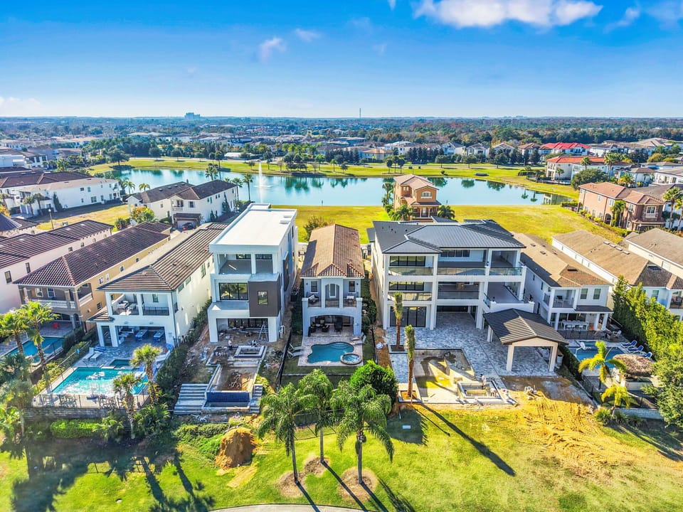 Elegant Lakeview Residences