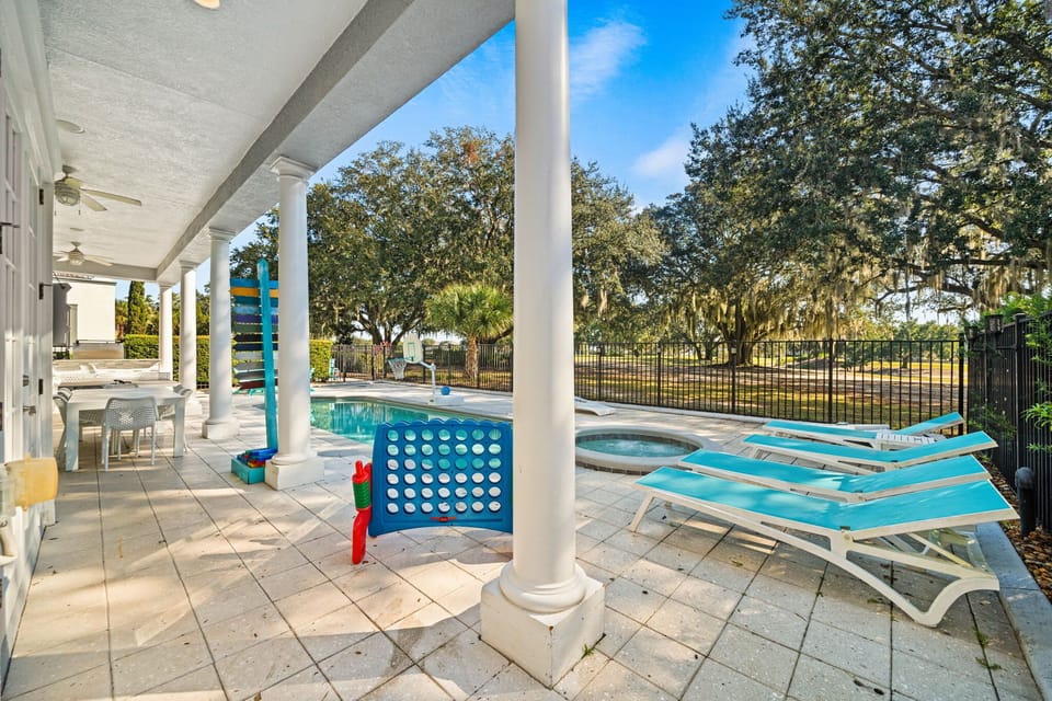 Poolside Paradise with Games & Sunshine!