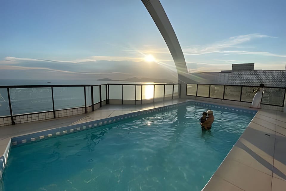 Swimming pool,Balcony / Terrace,Sea view