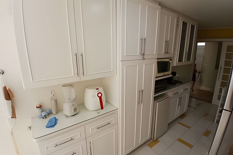 Kitchen or kitchenette,Dining area