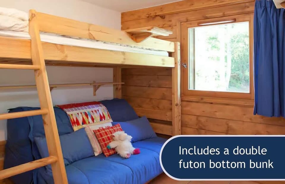 Bunk room with double futon bed underneath.
