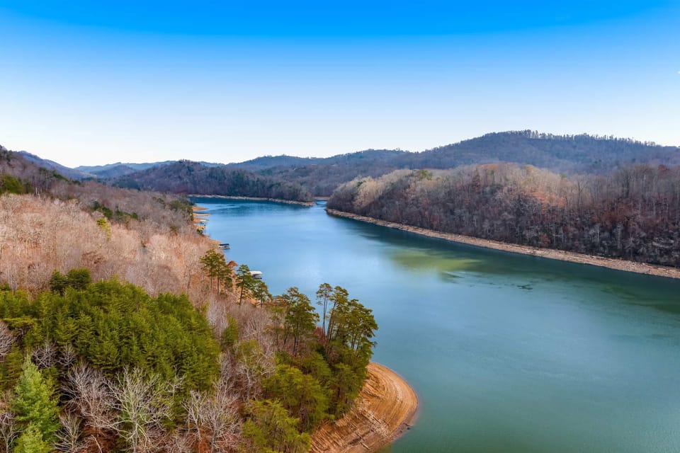 Unwind with breathtaking views and nature's serenity at your doorstep!