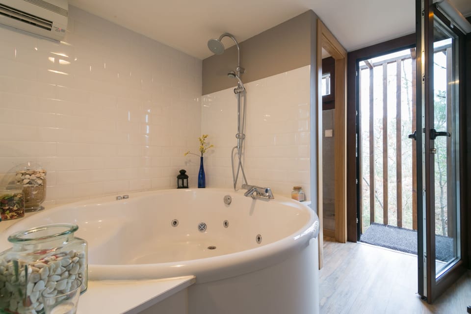 Apartment, 1 Bedroom (Refugio en el Bosque) | Jetted tub