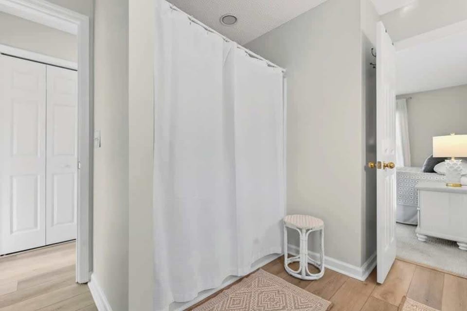 King Ensuite