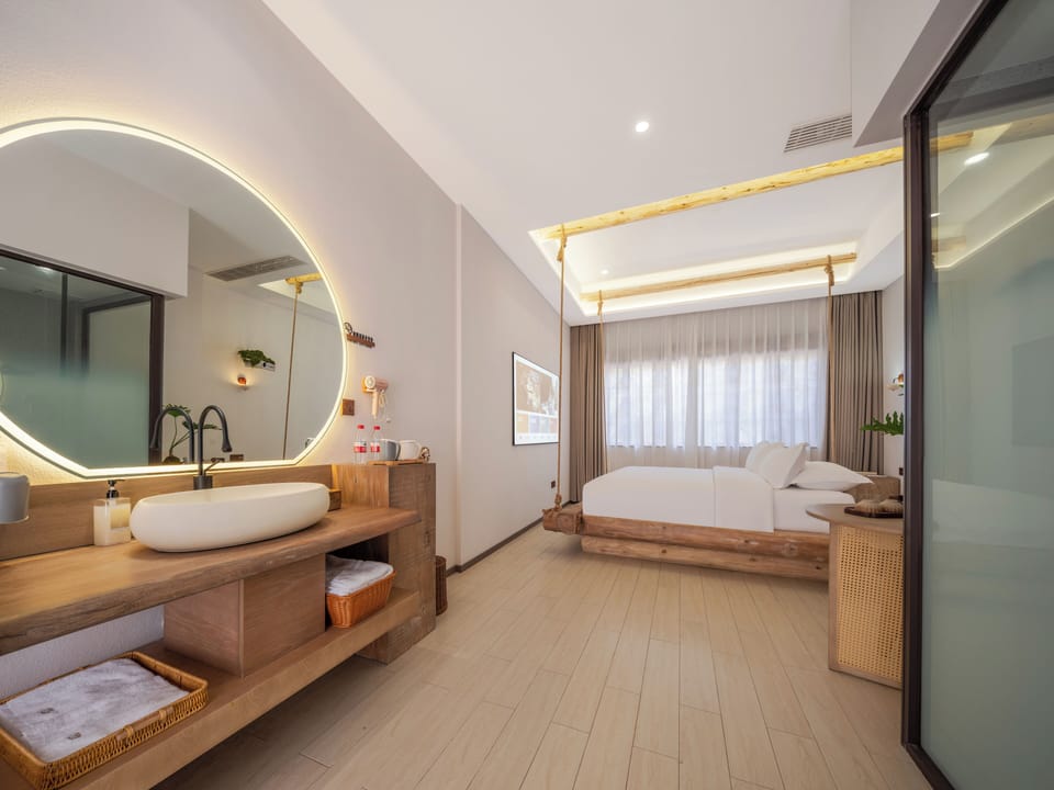 Basic Double Room, Courtyard View | Premium bedding, down comforters, individually decorated, free WiFi